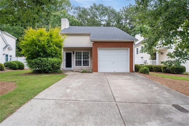 Property Photo:  13506 Aventide Lane  GA 30004 