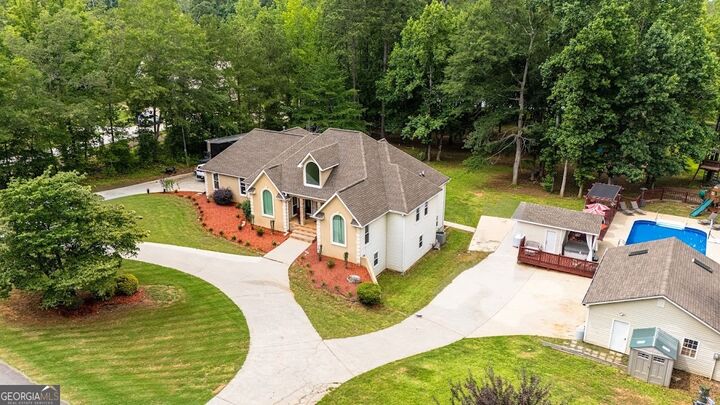 Property Photo:  115 Wildwood Drive  GA 30179 