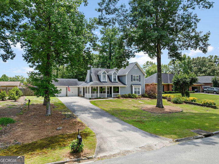 Property Photo: 15 Amberwood Trail NW GA 30165