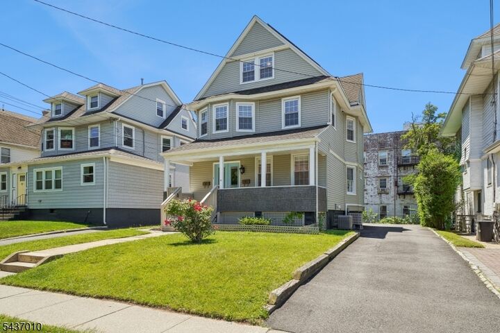 Property Photo: 14 Grove Ter NJ 07042