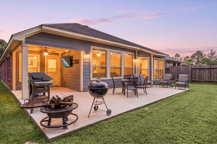 Property Photo:  12827 Bridle Springs Lane  TX 77044 