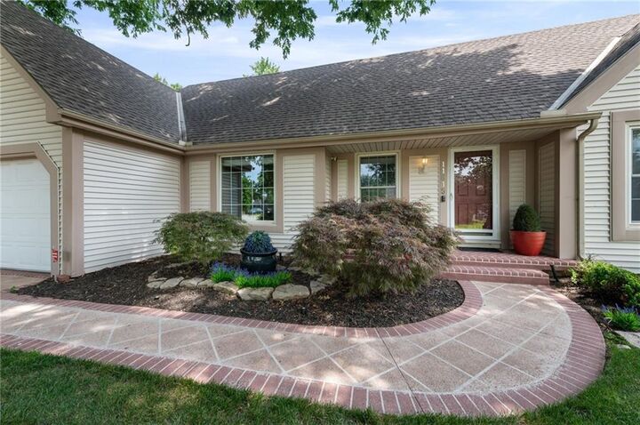 Property Photo:  11815 Pennsylvania Avenue  MO 64114 