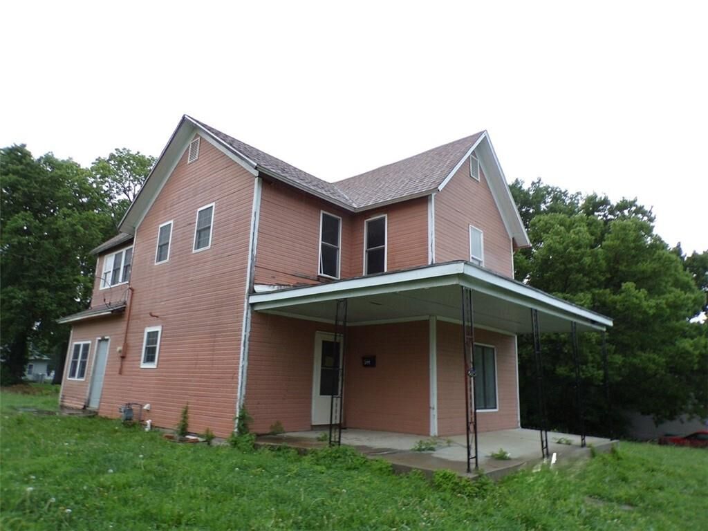 Property Photo:  344 W 10th Street  KS 66439 