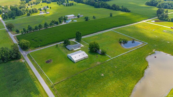 Property Photo:  2444 Metzger Road  IN 47601 