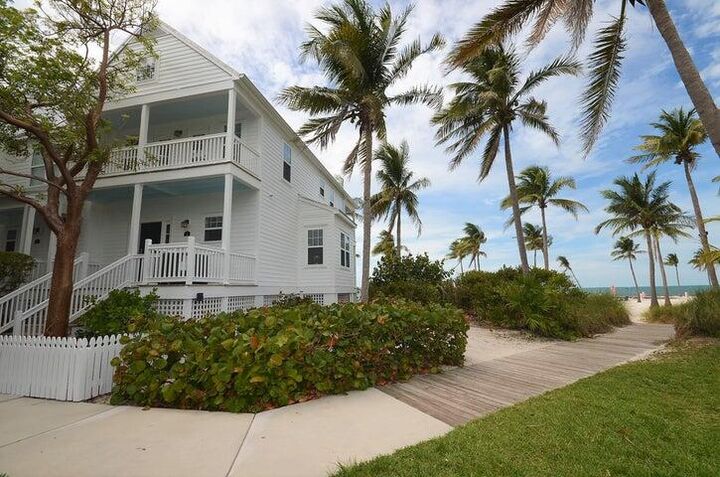 Property Photo: 2600 Overseas Highway 5 FL 33050