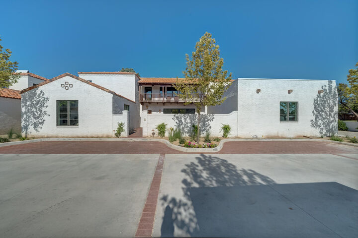 Property Photo:  4507 19th Street # 1  TX 79407 