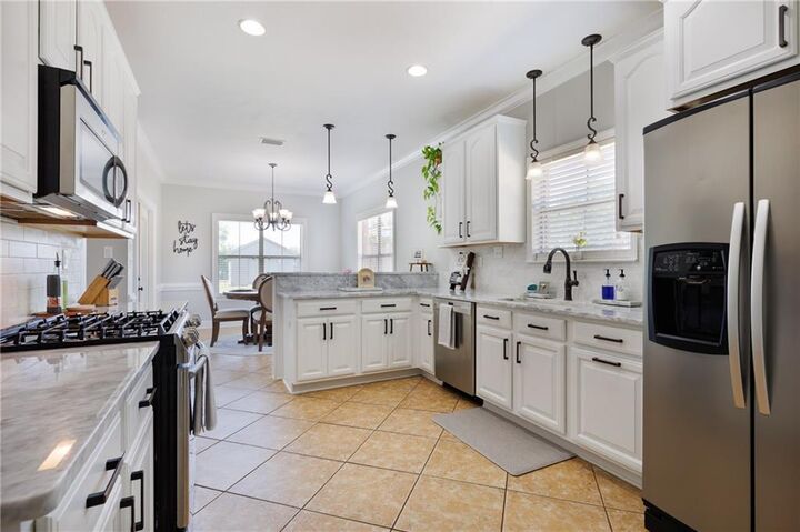 Property Photo: 9129 Dawes Creek Drive AL 36582