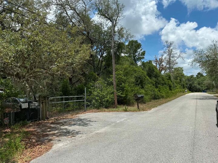 Property Photo:  10051 Waddell Street  FL 34654 