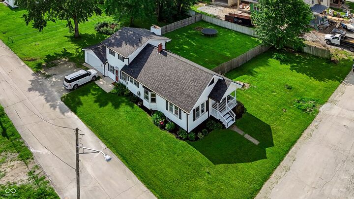 Property Photo: 7575 N Form Street IN 46055