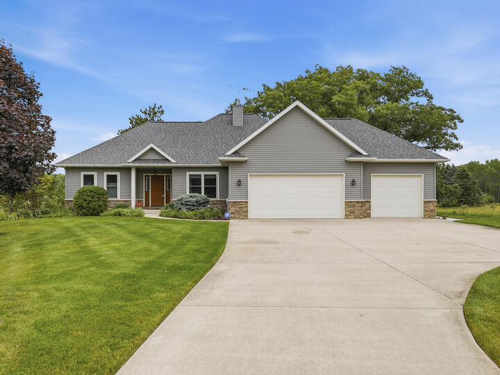 Property Photo:  8510 125th Avenue  MI 49346 