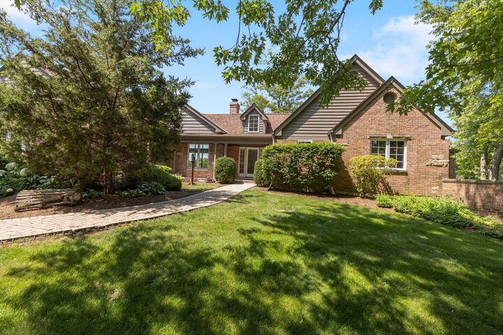 Property Photo: 419 Caesar Drive IL 60010