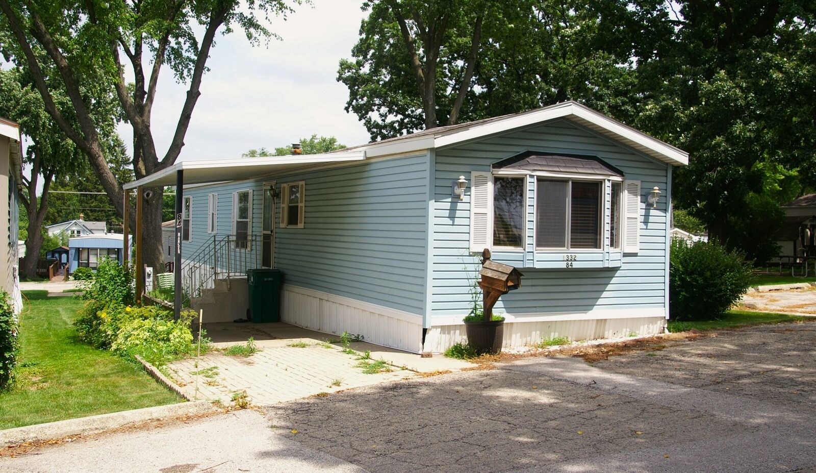 Property Photo: 1332 Douglas Avenue 84 IL 60538