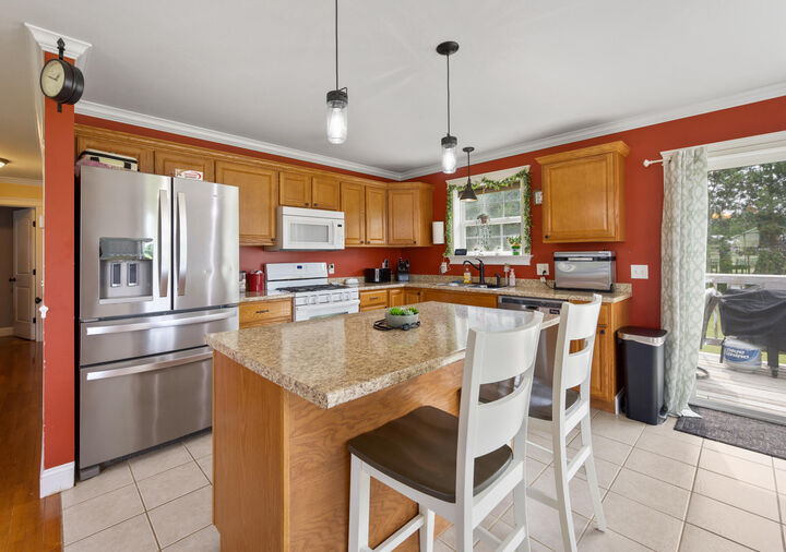Property Photo:  6 Silas Warren Drive  ME 04401 