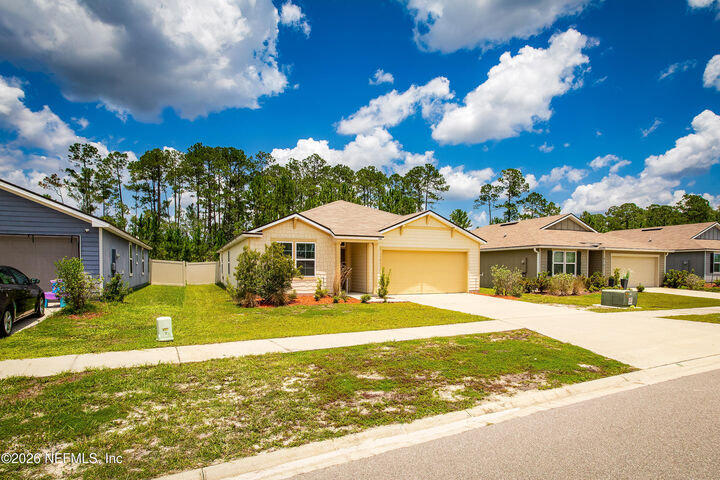 Property Photo: 70021 Misty Lake Court FL 32097