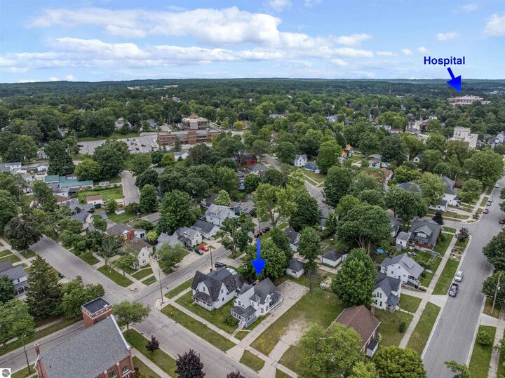 Property Photo:  314 E Pine  MI 49601 