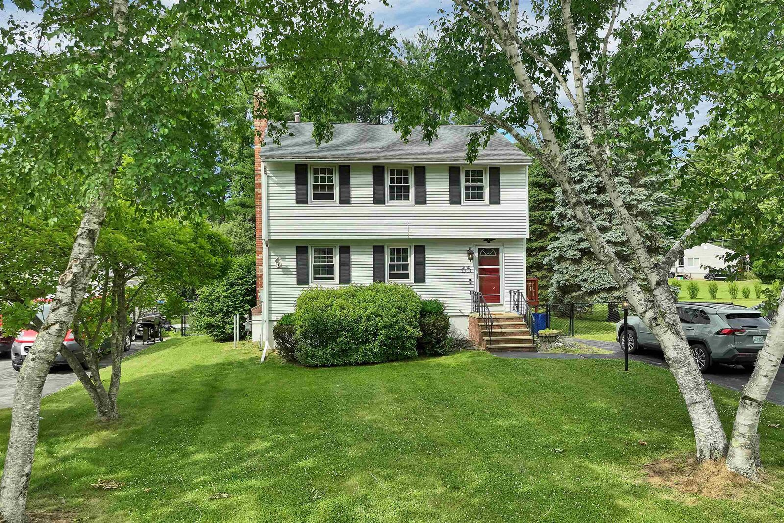 Property Photo: 65 Toftree Lane NH 03820