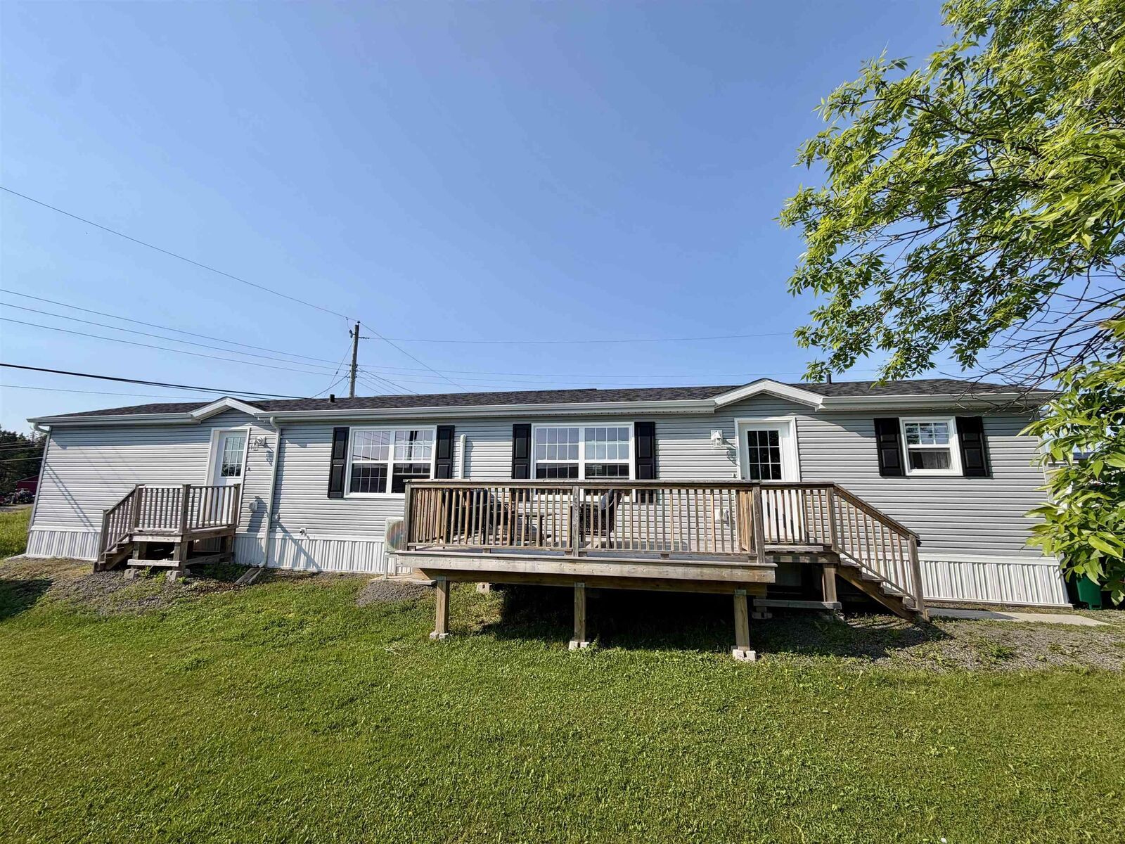 Property Photo: 5 Elmwood Drive NS B2G 0E7