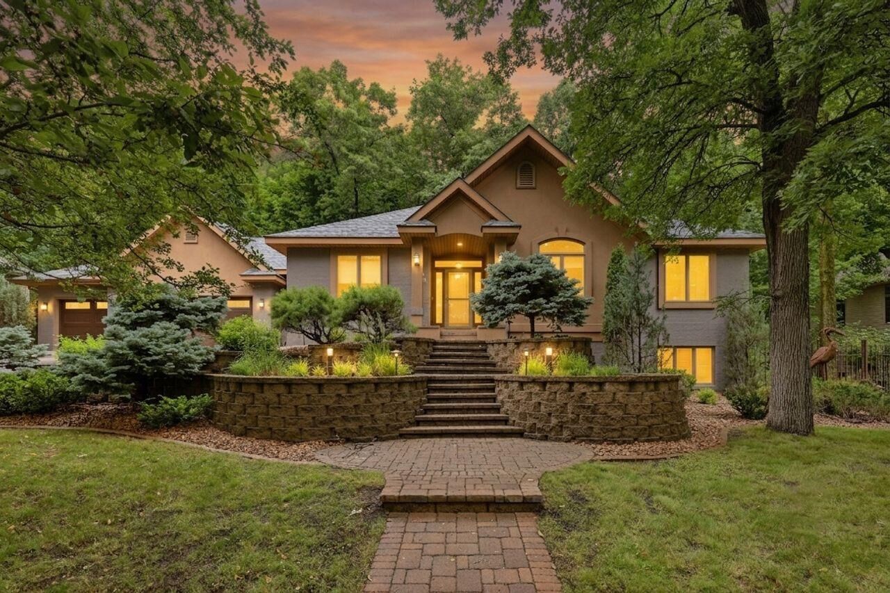 Property Photo:  2111 25th Street S  MN 56301 