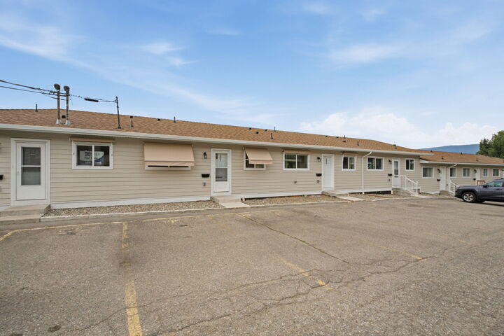 Photo de la propriété:  4004 34 Street 207  BC V1T 5Y2 