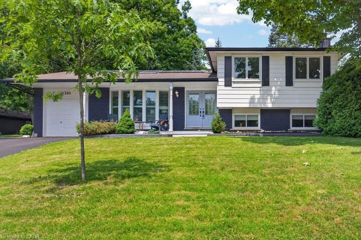 Property Photo: 2389 Peart Court ON L7P 2V5