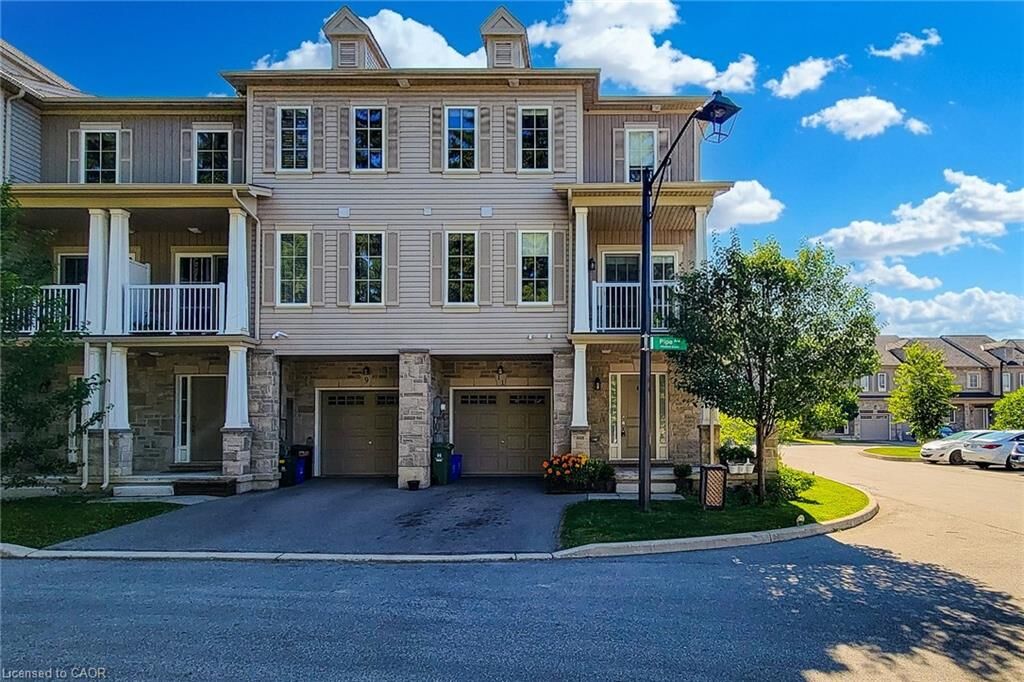 Property Photo:  11 Pipe Avenue  ON L9K 0J9 
