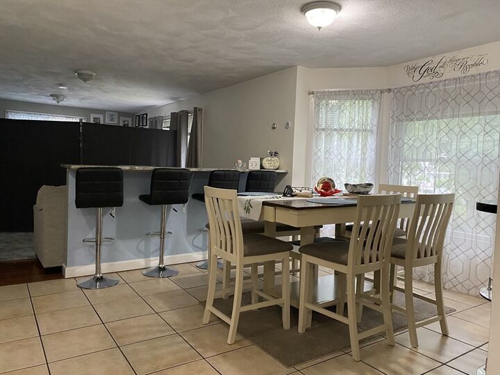 Property Photo:  133 Walnut St 1  MA 02148 