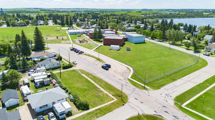 Property Photo: 4903 49 Street AB T0C 0B0