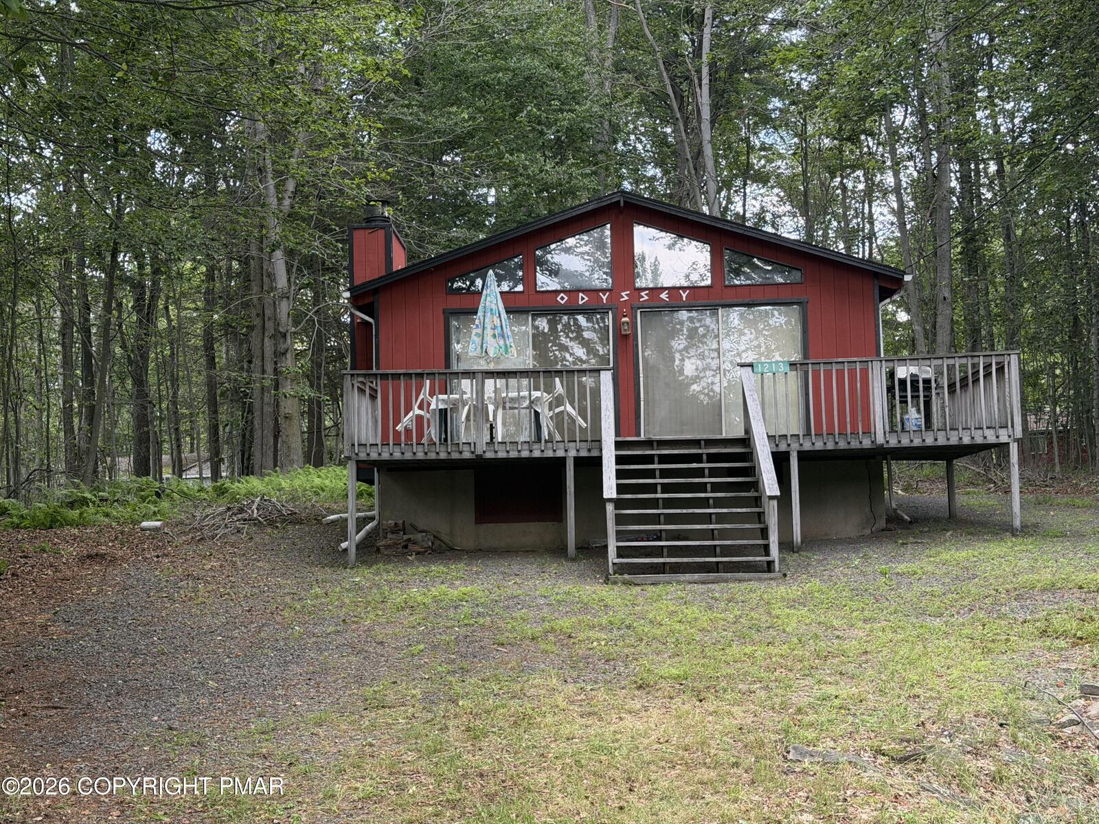 Property Photo:  1213 Penn Court  PA 18347 