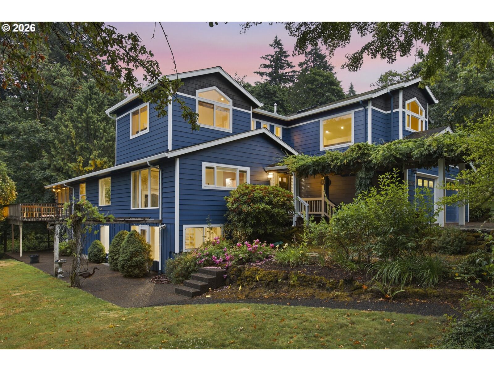 Property Photo: 12208 SW 34th Ave OR 97219