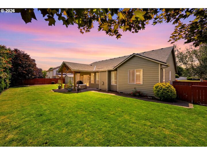 Property Photo:  10406 NE 197th St  WA 98604 