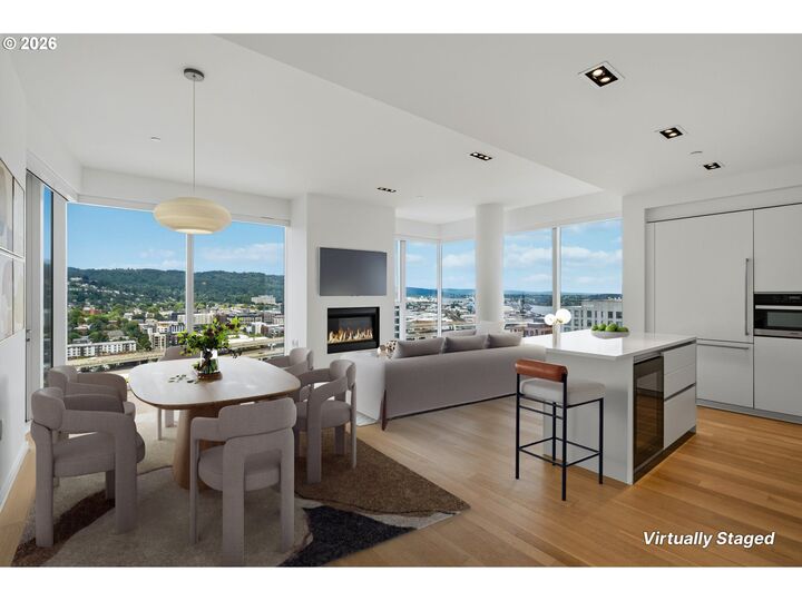 Property Photo:  1075 NW Northrup St 2312  OR 97209 