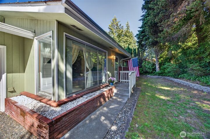 Property Photo: 371 SE Summit Road WA 98532