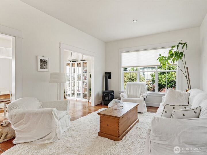 Property Photo:  1011  Cass Street  WA 98368 