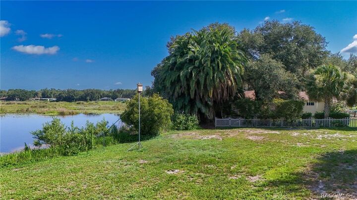 Property Photo:  7735 E Allen Drive  FL 34450 