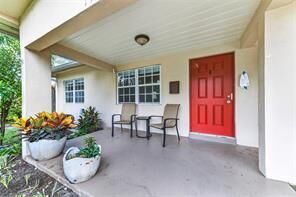 Property Photo:  1412 NE 14th Place  FL 33304 