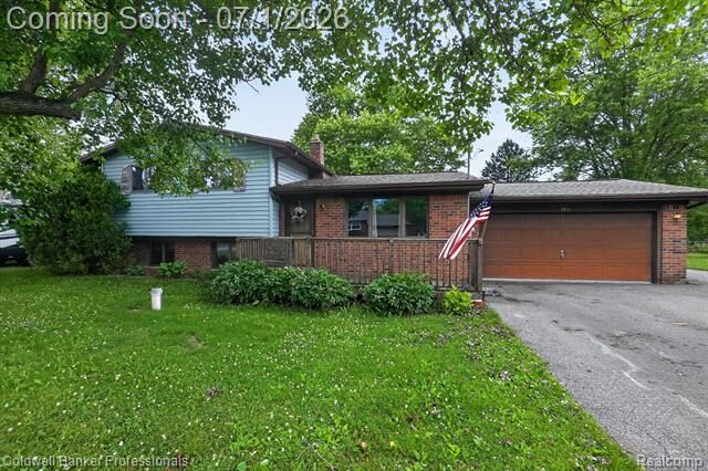 Property Photo: 5410 Mancelona Drive MI 48439