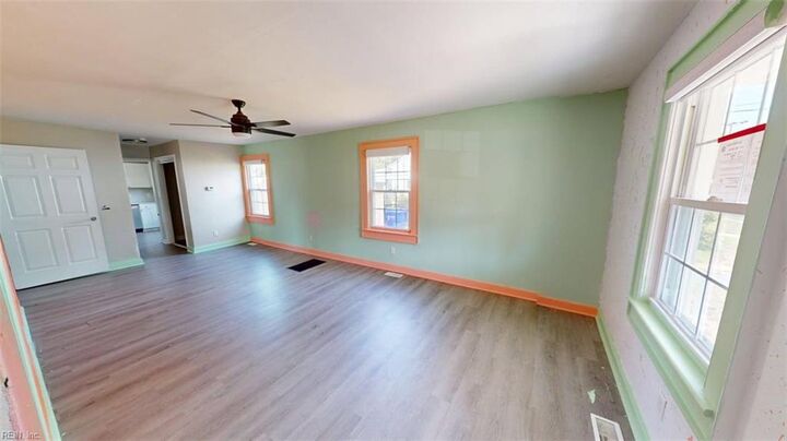 Property Photo: 307 Elizabeth St VA 23434