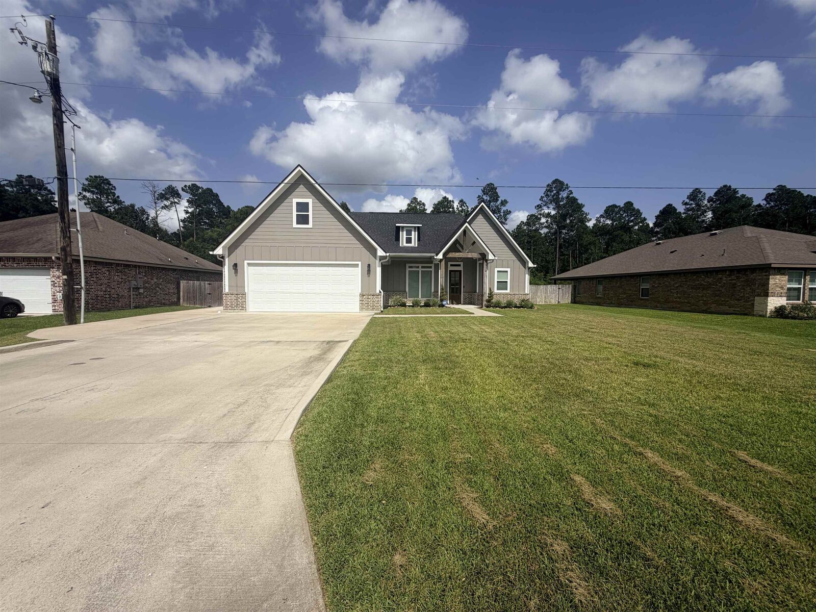 Property Photo: 1575 Haidlyns Way TX 77659
