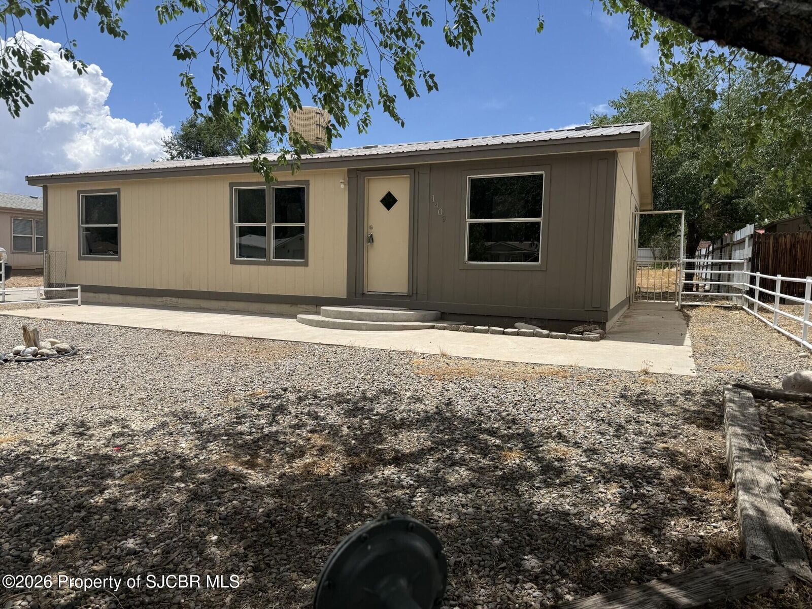 Property Photo:  1409 Anna Lane  NM 87401 