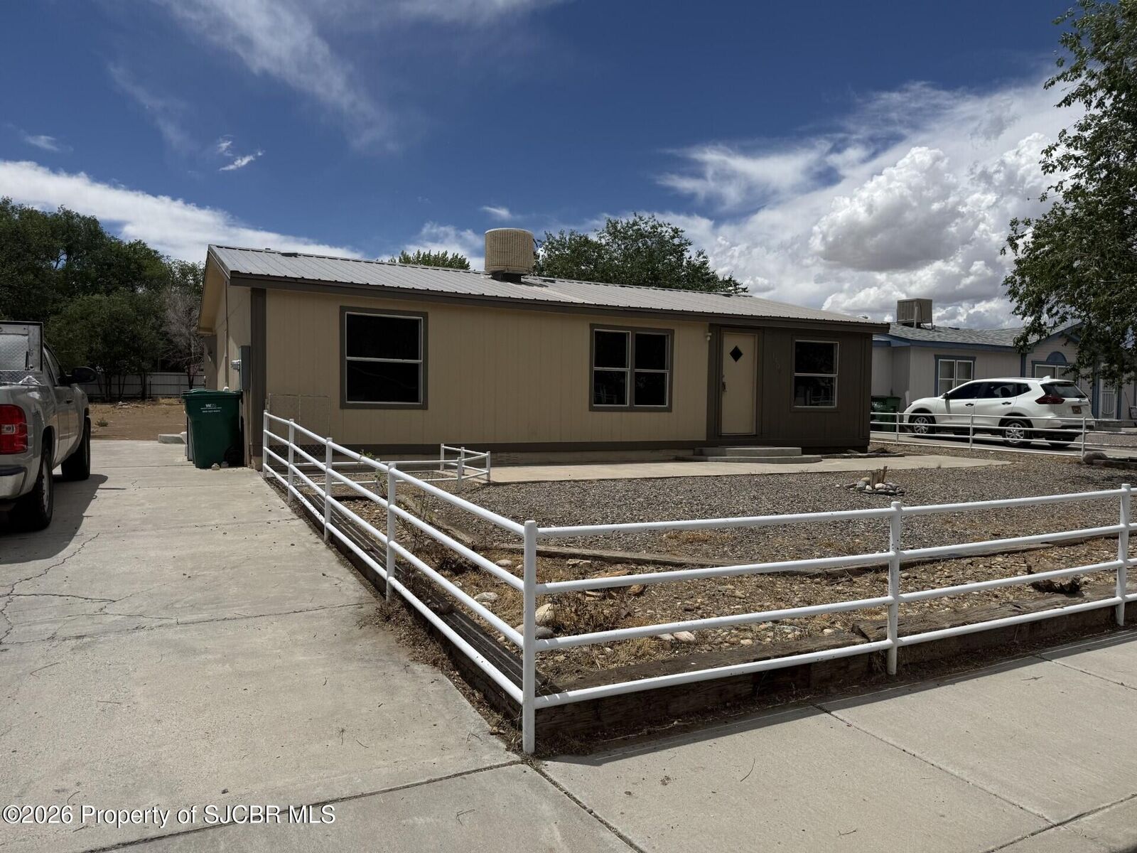 Property Photo: 1409 Anna Lane NM 87401