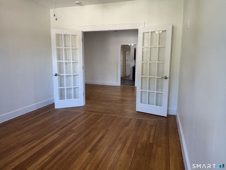 Property Photo: 92 Anthony Street 2R CT 06515