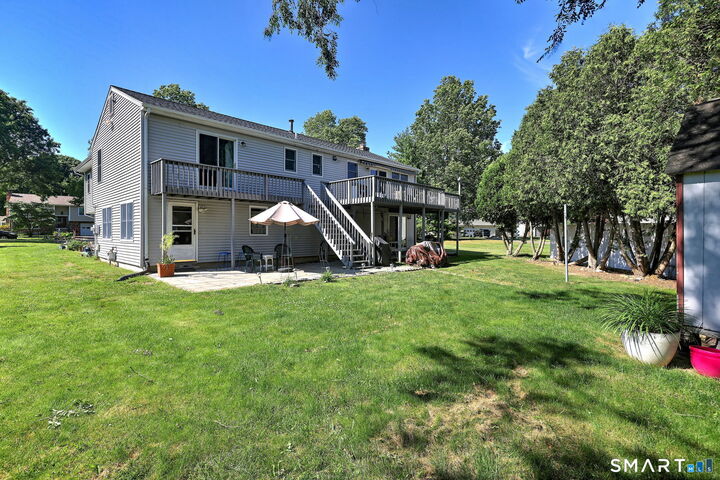 Property Photo:  55 Londonderry Lane  CT 06460 