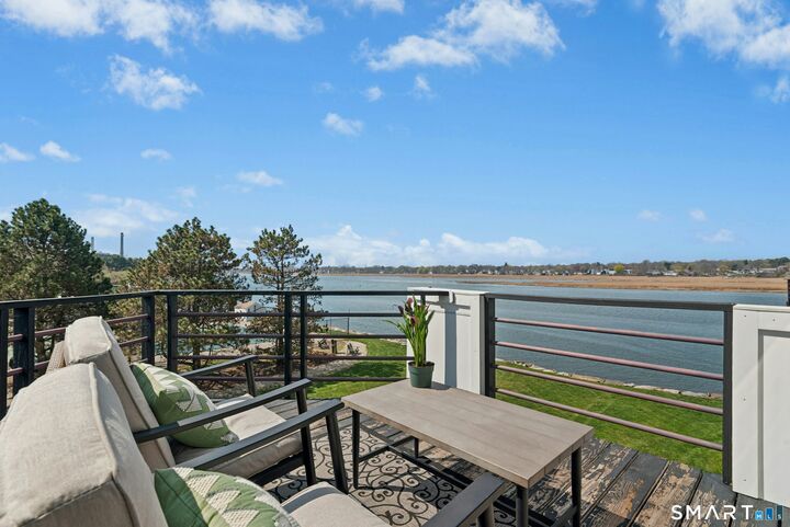 Property Photo:  833 Popes Island Road 833  CT 06461 