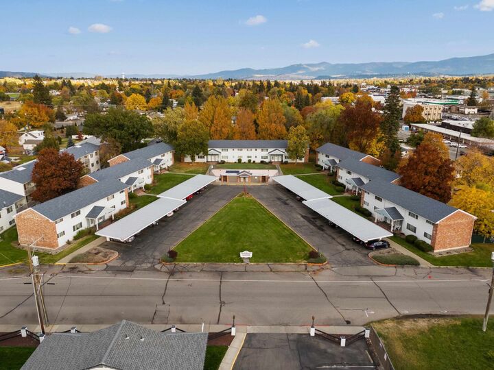 Property Photo: 250 N Raymond Rd A-9 WA 99206