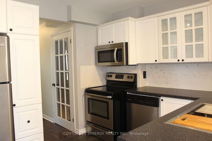 Property Photo: 241 Wilfred Crescent ON K7S 2W8