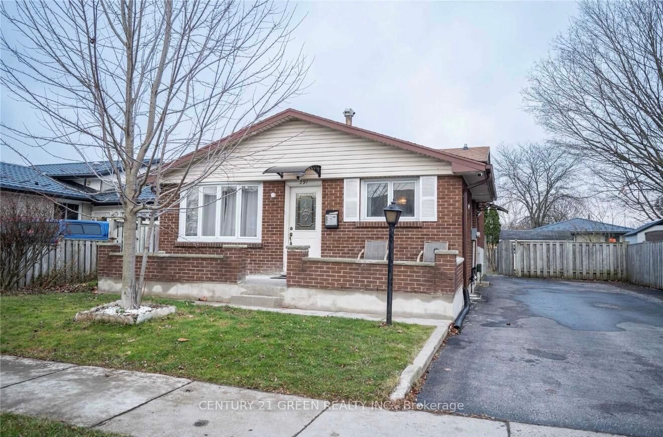 Property Photo: 391 Admiral Drive ON N5V 1J3