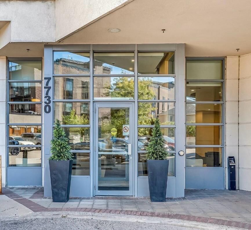 Property Photo: 7730 Kipling Avenue 404 ON L4L 1Y7
