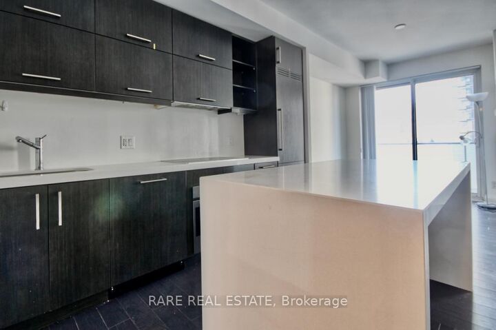 Photo de la propriété:  1080 Bay Street 1909  ON M5S 0A6 