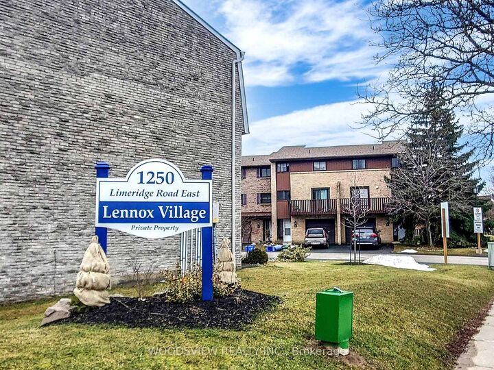 Property Photo:  1250 Limeridge Road E 43  ON L8W 1P1 