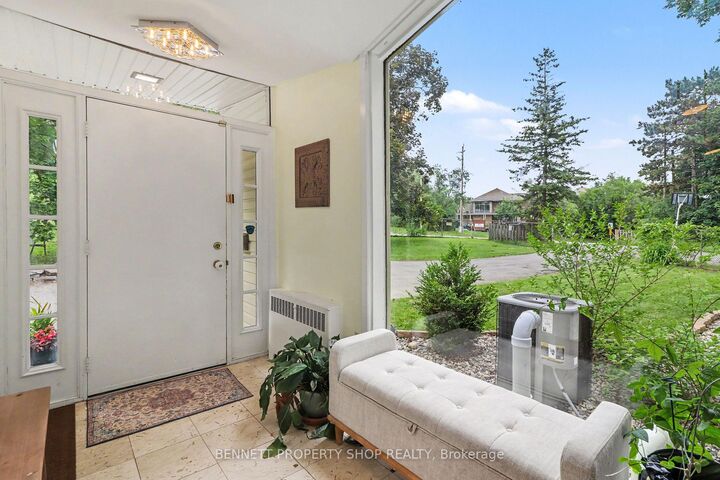 Property Photo: 1770 Montreal Road ON K1J 6N3
